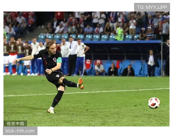 莫德里奇传球艺术再现，助球队赢得关键胜利状态回暖