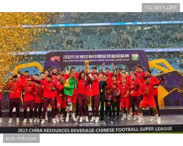 金玟哉强势助阵全北现代 新赛季夺冠助球队重返巅峰 金玟哉强势助阵全北现代 新赛季夺冠助球队重返巅峰