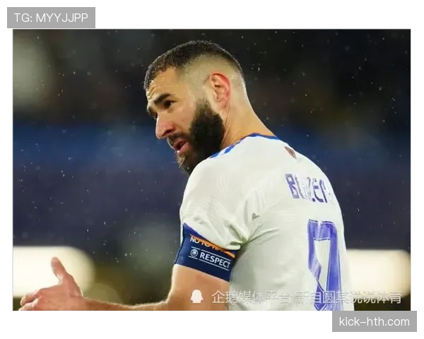 莱万技术能力争议:终结效率与脚下技术如何体现 莱万技术能力争议:终结效率与脚下技术如何体现