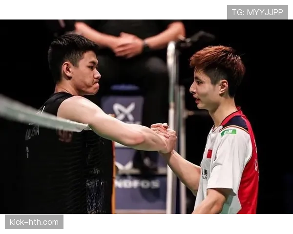 李梓嘉一天饭钱能买普通人一周菜，赛场上却像邻家小孩一样慌乱？